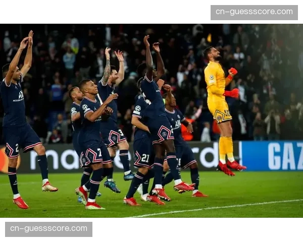 战术深度:解析毕尔巴鄂竞技如何利用边路宽度制造转换进攻空间 战术深度:解析毕尔巴鄂竞技如何利用边路宽度制造转换进攻空间